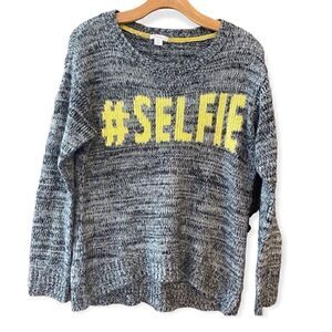 Xhilaration Sz M Black Yellow Chunky Whimsical Knit Selfie Long Sleeve Sweater